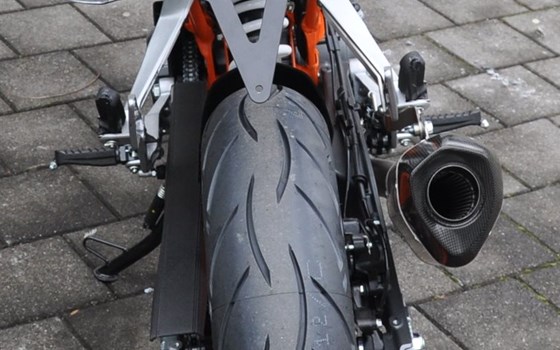 Umgebautes Motorrad KTM 390 Duke von Motobike Handels GmbH - Bild 4 Umgebautes Motorrad KTM 390 Duke von Motobike Handels GmbH - Bild 4