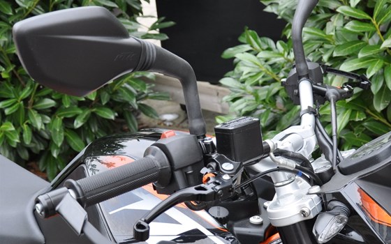 Umgebautes Motorrad KTM 390 Duke von Motobike Handels GmbH - Bild 5 Umgebautes Motorrad KTM 390 Duke von Motobike Handels GmbH - Bild 5