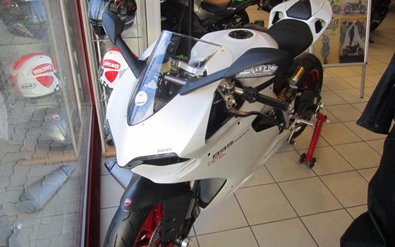 Umgebautes Motorrad Ducati 899 Panigale von Witten u. Weber oHG - Bild 1 Umgebautes Motorrad Ducati 899 Panigale von Witten u. Weber oHG - Bild 1