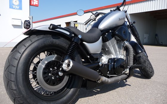 Umgebautes Motorrad Suzuki VS 1400 GLP Intruder von Biker Stable GmbH & Co. KG - Bild 3 Umgebautes Motorrad Suzuki VS 1400 GLP Intruder von Biker Stable GmbH & Co. KG - Bild 3