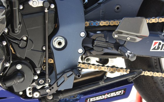Umgebautes Motorrad Suzuki GSX-R 750 von GSN Motorraeder - Bild 5 Umgebautes Motorrad Suzuki GSX-R 750 von GSN Motorraeder - Bild 5
