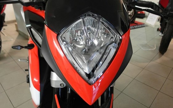 Umgebautes Motorrad MV Agusta Dragster 800 von A.T.T.-Tiedemann-Motorräder e.Kfm - Bild 7 Umgebautes Motorrad MV Agusta Dragster 800 von A.T.T.-Tiedemann-Motorräder e.Kfm - Bild 7