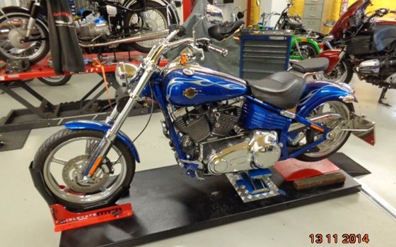 Umgebautes Motorrad Harley-Davidson Softtail Rocker C FXCWC von Berni´s Biker Bude - Bild 1 Umgebautes Motorrad Harley-Davidson Softtail Rocker C FXCWC von Berni´s Biker Bude - Bild 1