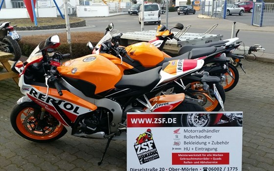 Umgebautes Motorrad Honda CBR1000RR Fireblade von ZSF Motorradtreff GmbH - Bild 9 Umgebautes Motorrad Honda CBR1000RR Fireblade von ZSF Motorradtreff GmbH - Bild 9