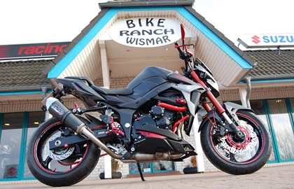 Suzuki GSR 750 Custom Bike