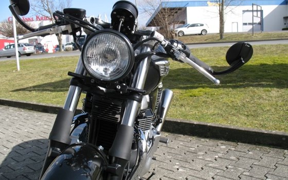 Umgebautes Motorrad Triumph Thruxton von Becker-Tiemann Motorrad GmbH & Co. KG - Bild 6 Umgebautes Motorrad Triumph Thruxton von Becker-Tiemann Motorrad GmbH & Co. KG - Bild 6