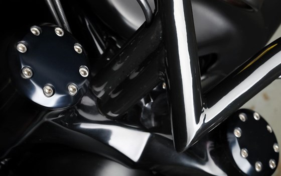 Umgebautes Motorrad Harley-Davidson Night Rod Special VRSCDX von X-Trem Custombikes - Bild 9 Umgebautes Motorrad Harley-Davidson Night Rod Special VRSCDX von X-Trem Custombikes - Bild 9