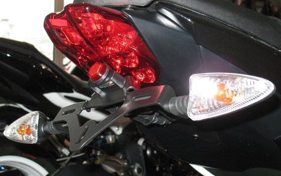 Umgebautes Motorrad Triumph Street Triple von Becker-Tiemann Motorrad GmbH & Co. KG - Bild 6 Umgebautes Motorrad Triumph Street Triple von Becker-Tiemann Motorrad GmbH & Co. KG - Bild 6