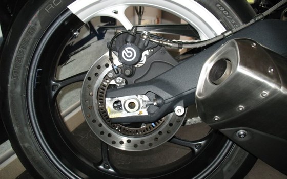 Umgebautes Motorrad Triumph Street Triple von Becker-Tiemann Motorrad GmbH & Co. KG - Bild 8 Umgebautes Motorrad Triumph Street Triple von Becker-Tiemann Motorrad GmbH & Co. KG - Bild 8
