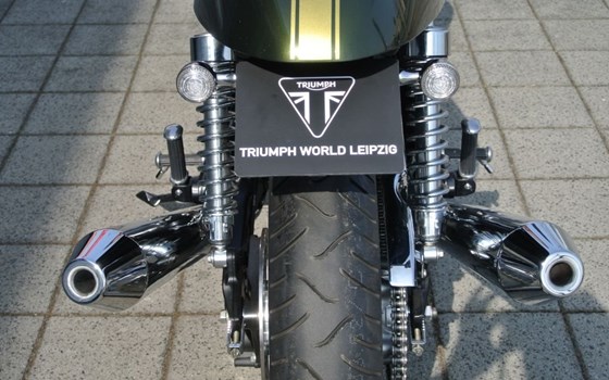 Umgebautes Motorrad Triumph Thruxton von Klingenberger Kehl GbR - Bild 2 Umgebautes Motorrad Triumph Thruxton von Klingenberger Kehl GbR - Bild 2