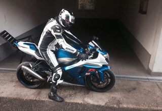 Suzuki GSX-R 1000 Suzuki GSX-R 1000