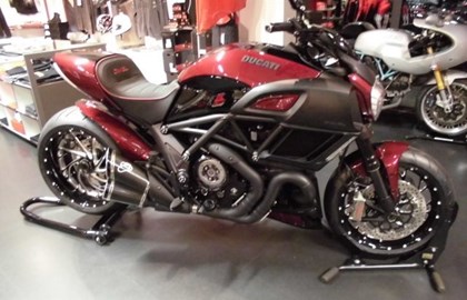 Ducati Diavel 1200 Custom Bike Ducati Diavel 1200 Custom Bike