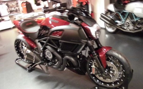 Umgebautes Motorrad Ducati Diavel 1200 von Team Wahlers GmbH - Bild 9