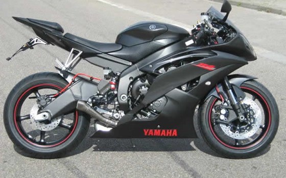 Umgebautes Motorrad Yamaha YZF-R6 von Motorland Motorrad GmbH - Bild 3 Umgebautes Motorrad Yamaha YZF-R6 von Motorland Motorrad GmbH - Bild 3