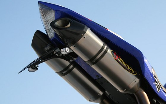 Umgebautes Motorrad Yamaha R1 von Motorland Motorrad GmbH - Bild 7 Umgebautes Motorrad Yamaha R1 von Motorland Motorrad GmbH - Bild 7