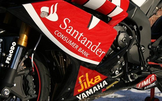 Umgebautes Motorrad Yamaha R1 von Motorland Motorrad GmbH - Bild 6 Umgebautes Motorrad Yamaha R1 von Motorland Motorrad GmbH - Bild 6