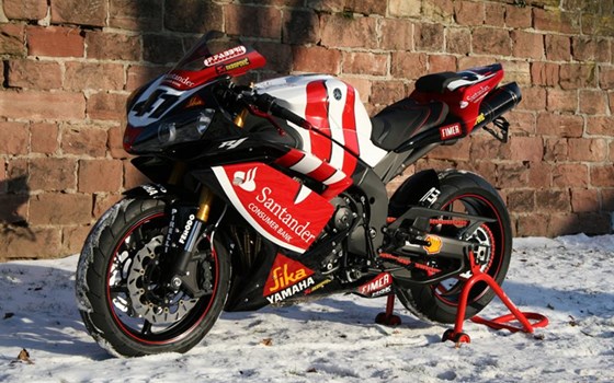 Umgebautes Motorrad Yamaha R1 von Motorland Motorrad GmbH - Bild 9 Umgebautes Motorrad Yamaha R1 von Motorland Motorrad GmbH - Bild 9