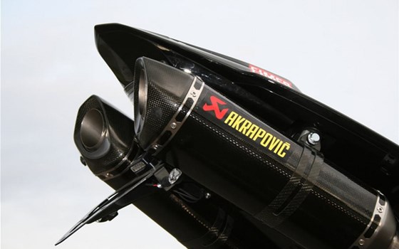 Umgebautes Motorrad Yamaha R1 von Motorland Motorrad GmbH - Bild 2 Umgebautes Motorrad Yamaha R1 von Motorland Motorrad GmbH - Bild 2