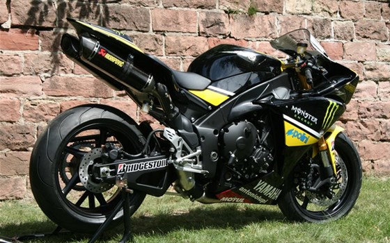 Umgebautes Motorrad Yamaha R1 von Motorland Motorrad GmbH - Bild 2 Umgebautes Motorrad Yamaha R1 von Motorland Motorrad GmbH - Bild 2