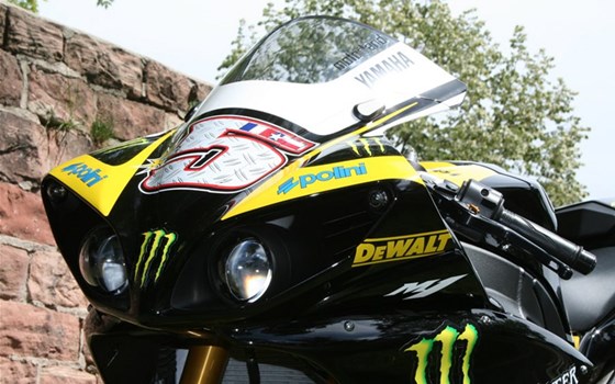 Umgebautes Motorrad Yamaha R1 von Motorland Motorrad GmbH - Bild 5 Umgebautes Motorrad Yamaha R1 von Motorland Motorrad GmbH - Bild 5