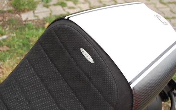Umgebautes Motorrad Ducati Diavel 1200 von Motorland Motorrad GmbH - Bild 6 Umgebautes Motorrad Ducati Diavel 1200 von Motorland Motorrad GmbH - Bild 6