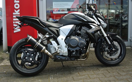 Umgebautes Motorrad Honda CB 1000 R von Auto Hermes GmbH & Co. KG - Bild 10 Umgebautes Motorrad Honda CB 1000 R von Auto Hermes GmbH & Co. KG - Bild 10