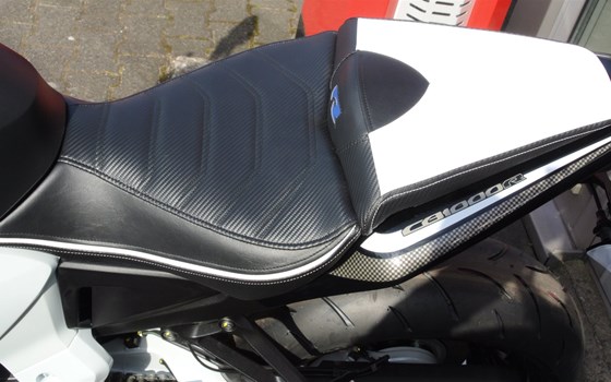 Umgebautes Motorrad Honda CB 1000 R von Auto Hermes GmbH & Co. KG - Bild 2 Umgebautes Motorrad Honda CB 1000 R von Auto Hermes GmbH & Co. KG - Bild 2