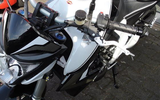 Umgebautes Motorrad Honda CB 1000 R von Auto Hermes GmbH & Co. KG - Bild 3 Umgebautes Motorrad Honda CB 1000 R von Auto Hermes GmbH & Co. KG - Bild 3