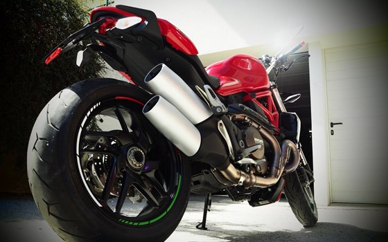 Umgebautes Motorrad Ducati Monster 1200 von Kerschi.G - Bild 1 Umgebautes Motorrad Ducati Monster 1200 von Kerschi.G - Bild 1