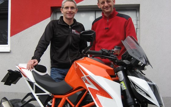 Umgebautes Motorrad KTM 1290 Super Duke R von Kevin Auer Bike Performance GmbH - Bild 2 Umgebautes Motorrad KTM 1290 Super Duke R von Kevin Auer Bike Performance GmbH - Bild 2