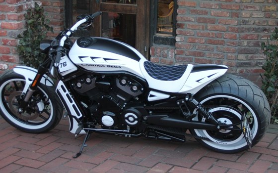 Umgebautes Motorrad Harley-Davidson Night Rod Special VRSCDX von X-Trem Custombikes - Bild 18 Umgebautes Motorrad Harley-Davidson Night Rod Special VRSCDX von X-Trem Custombikes - Bild 18