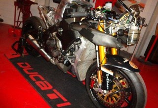 Honda CBR1000RR Fireblade Honda CBR1000RR Fireblade