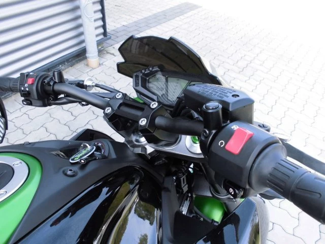 Umbgebautes Motorrad Kawasaki Z 800 Bild 5: Umbgebautes Motorrad Kawasaki Z 800
