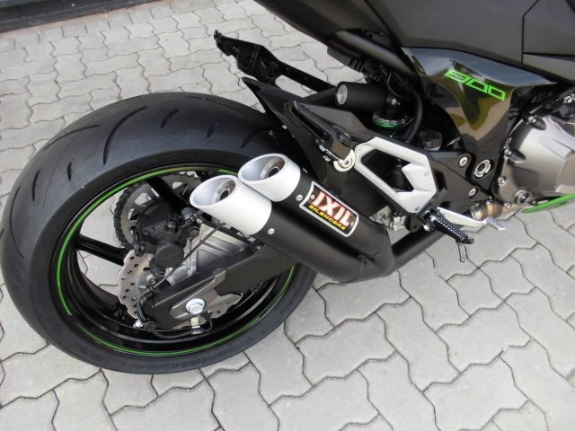 Umbgebautes Motorrad Kawasaki Z 800 Bild 6: Umbgebautes Motorrad Kawasaki Z 800