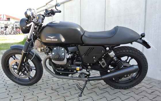 Umgebautes Motorrad Moto Guzzi V7 750 Stone von Suedbike e.K. Inhaber Wolfgang Schustek - Bild 4 Umgebautes Motorrad Moto Guzzi V7 750 Stone von Suedbike e.K. Inhaber Wolfgang Schustek - Bild 4