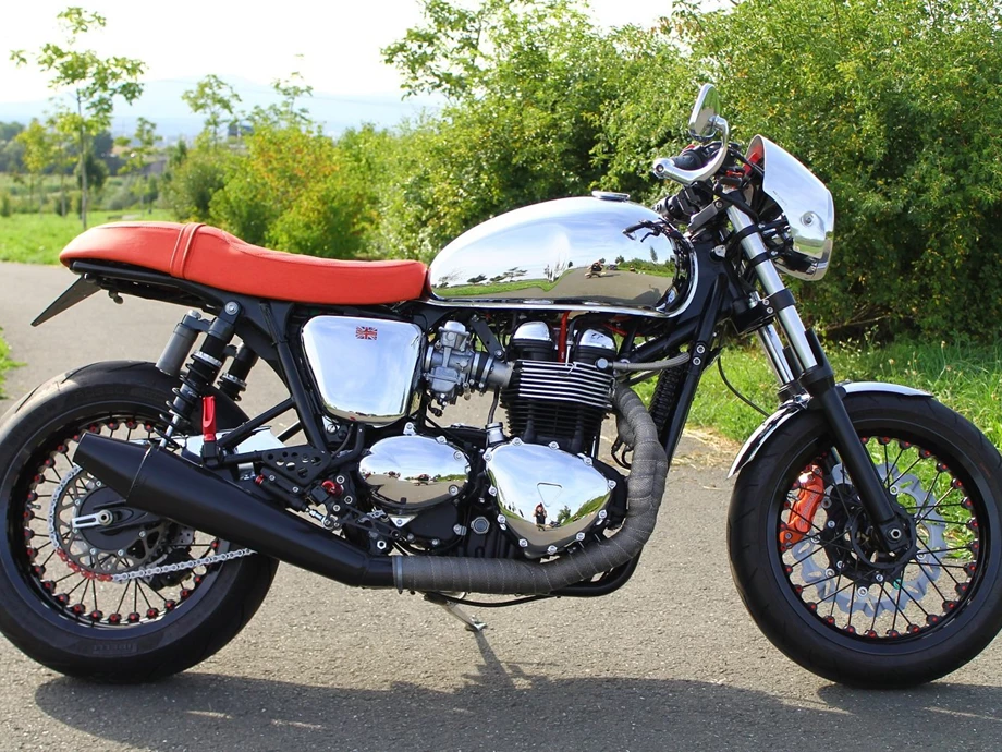 Rebuilt motorbike Triumph Thruxton Bild 1: Rebuilt motorbike Triumph Thruxton