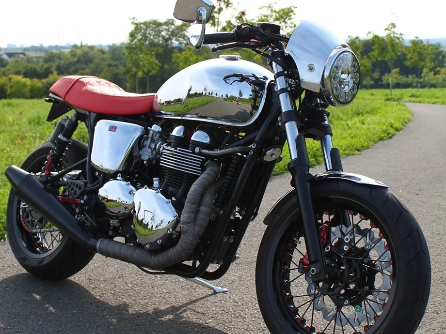 Rebuilt motorbike Triumph Thruxton Bild 2: Rebuilt motorbike Triumph Thruxton