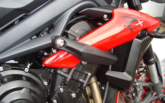 Umgebautes Motorrad Triumph Street Triple RX von Motorrad Reinhardt GmbH - Bild 10 Umgebautes Motorrad Triumph Street Triple RX von Motorrad Reinhardt GmbH - Bild 10