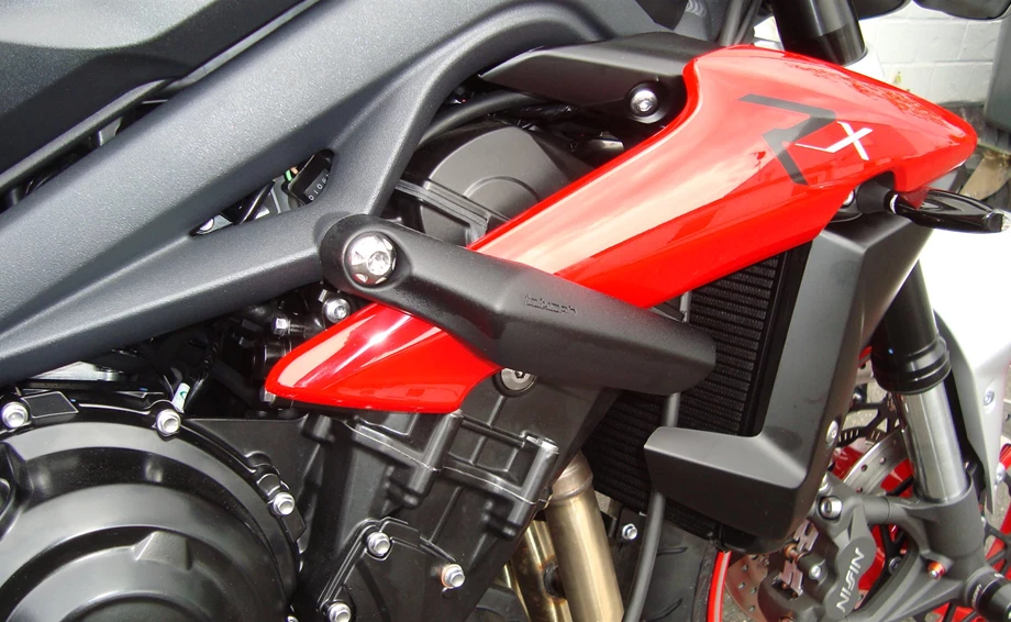 Umbgebautes Motorrad Triumph Street Triple RX Bild 10: Umbgebautes Motorrad Triumph Street Triple RX