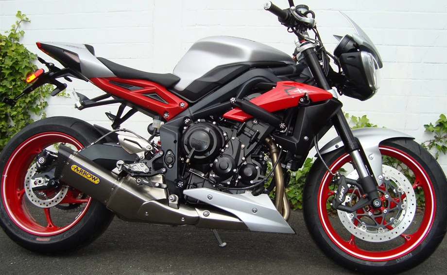 Umbgebautes Motorrad Triumph Street Triple RX Bild 2: Umbgebautes Motorrad Triumph Street Triple RX