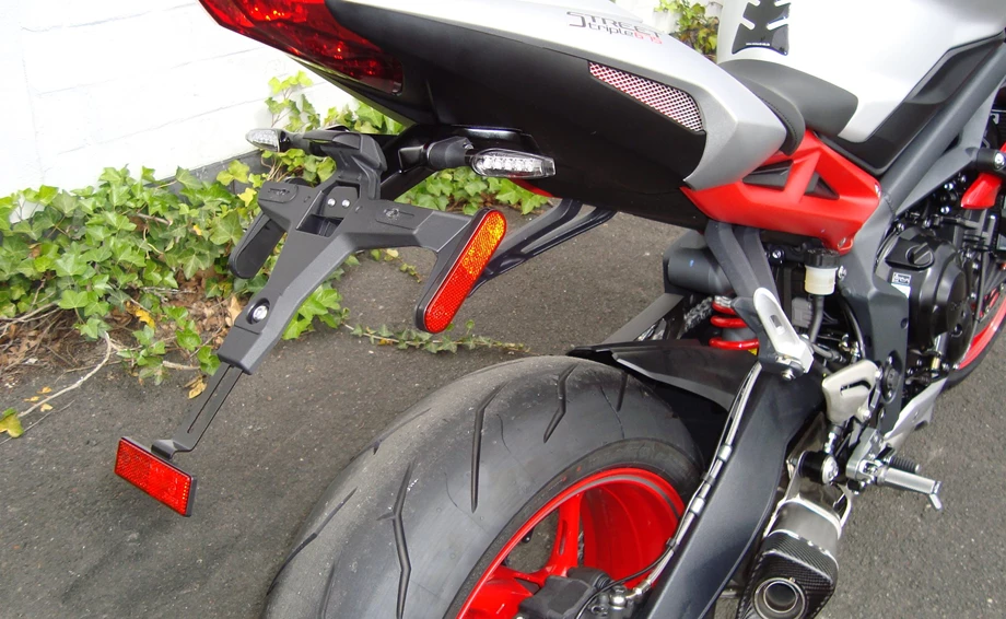 Umbgebautes Motorrad Triumph Street Triple RX Bild 6: Umbgebautes Motorrad Triumph Street Triple RX