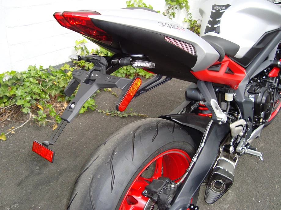 Rebuilt motorbike Triumph Street Triple RX Bild 6: Rebuilt motorbike Triumph Street Triple RX