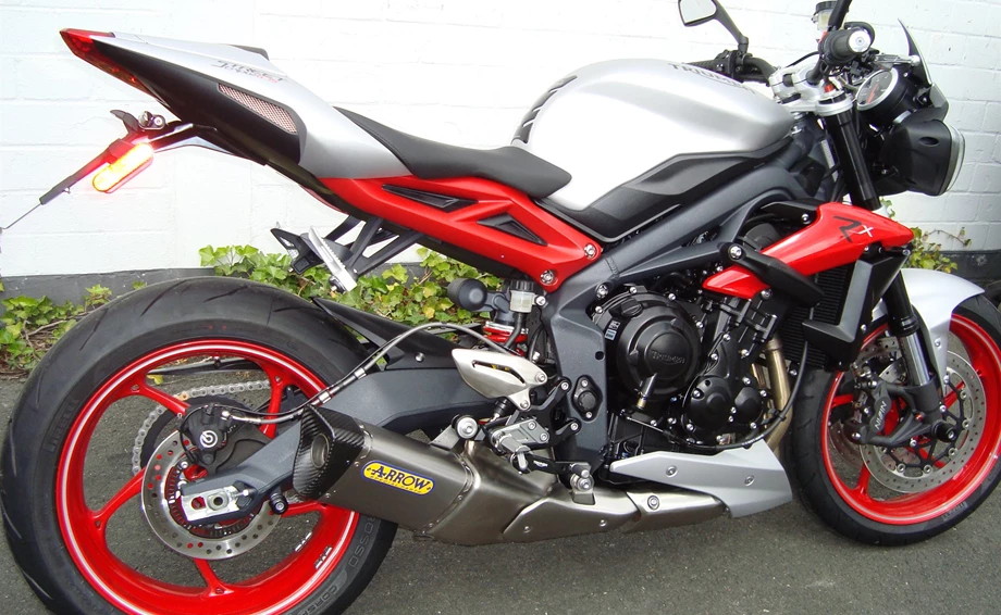 Umbgebautes Motorrad Triumph Street Triple RX Bild 9: Umbgebautes Motorrad Triumph Street Triple RX