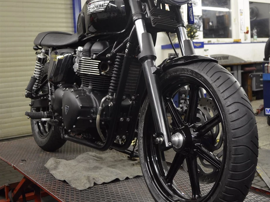 Umbgebautes Motorrad Triumph Bonneville Bild 5: Umbgebautes Motorrad Triumph Bonneville