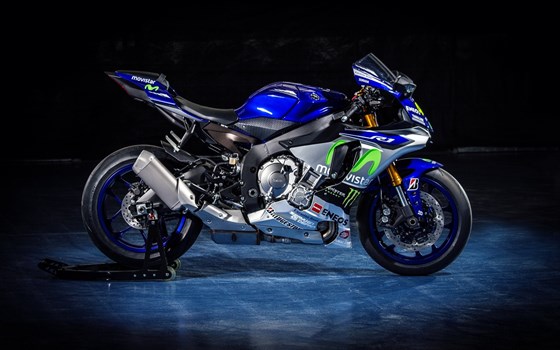 Umgebautes Motorrad Yamaha R1 von Motorland Motorrad GmbH - Bild 7 Umgebautes Motorrad Yamaha R1 von Motorland Motorrad GmbH - Bild 7