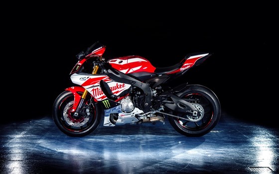 Umgebautes Motorrad Yamaha R1 von Motorland Motorrad GmbH - Bild 6 Umgebautes Motorrad Yamaha R1 von Motorland Motorrad GmbH - Bild 6