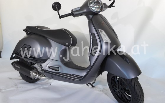Umgebautes Motorrad Vespa GTS 300 i.e. Super Sport von Jahelka Zweirad GmbH - Bild 2 Umgebautes Motorrad Vespa GTS 300 i.e. Super Sport von Jahelka Zweirad GmbH - Bild 2