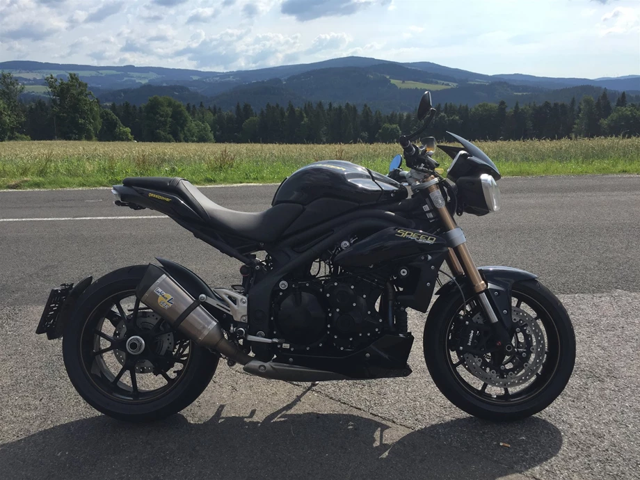 Umbgebautes Motorrad Triumph Speed Triple 1050 Bild 1: Umbgebautes Motorrad Triumph Speed Triple 1050