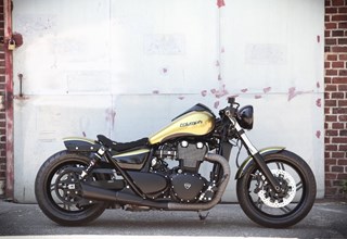 Triumph Thunderbird Storm