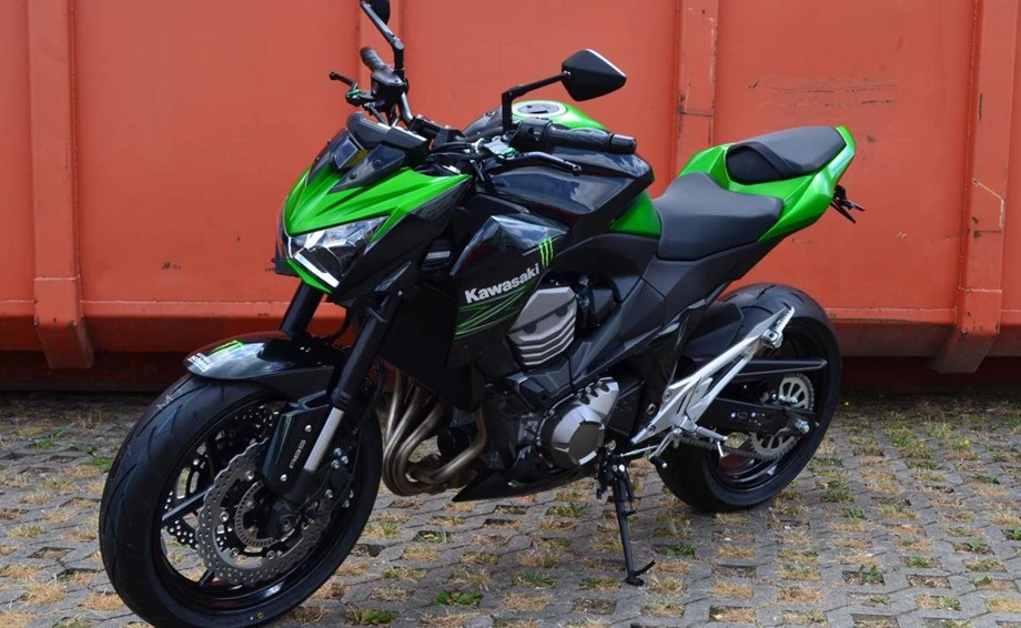 Umbgebautes Motorrad Kawasaki Z 800 e Bild 2: Umbgebautes Motorrad Kawasaki Z 800 e